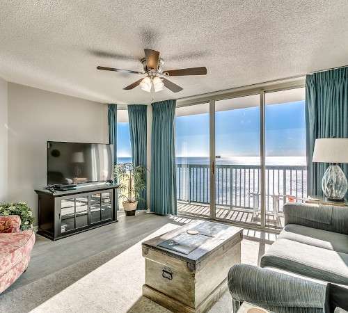 1-Bedroom Condo Crescent Keyes