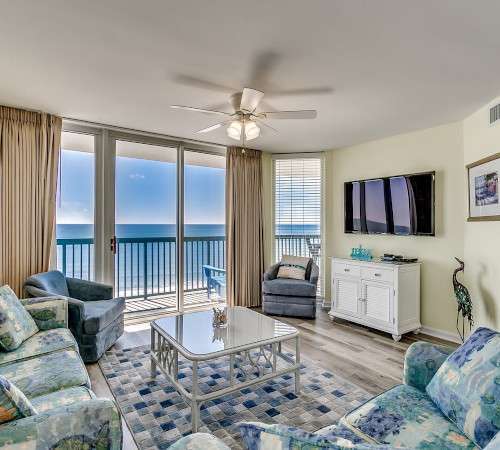 4-Bedroom Condo Crescent Keyes